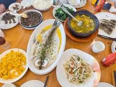 -品鲜村农家菜·阳澄湖大闸蟹(总店)