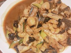 -鲁南仔·滕州炒鸡(经三路店)