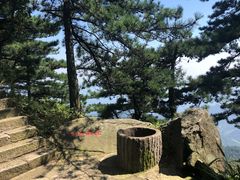 -罗田薄刀峰风景区