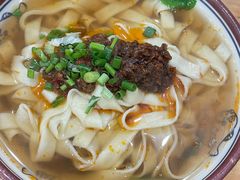 -雷祖芳老妈蹄花店