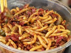 爆辣鸡肉芹菜炒米粉-玲玲米粉·新疆现炒米粉(大十字总店)