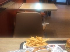 -The Habit Burger Grill 哈比特汉堡(爱琴海店)