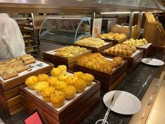 -亚龙湾希尔顿自助餐厅·海鲜·烧烤·沙滩BBQ·现场乐队