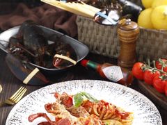 -Da Ivo哒伊沃意大利魔镜餐厅(外滩店)