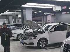 -哈贝卡汽车服务连锁(硕士路店)