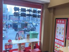 -塔斯汀中国汉堡(管城春风十里店)