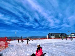 -鳌山滑雪度假区