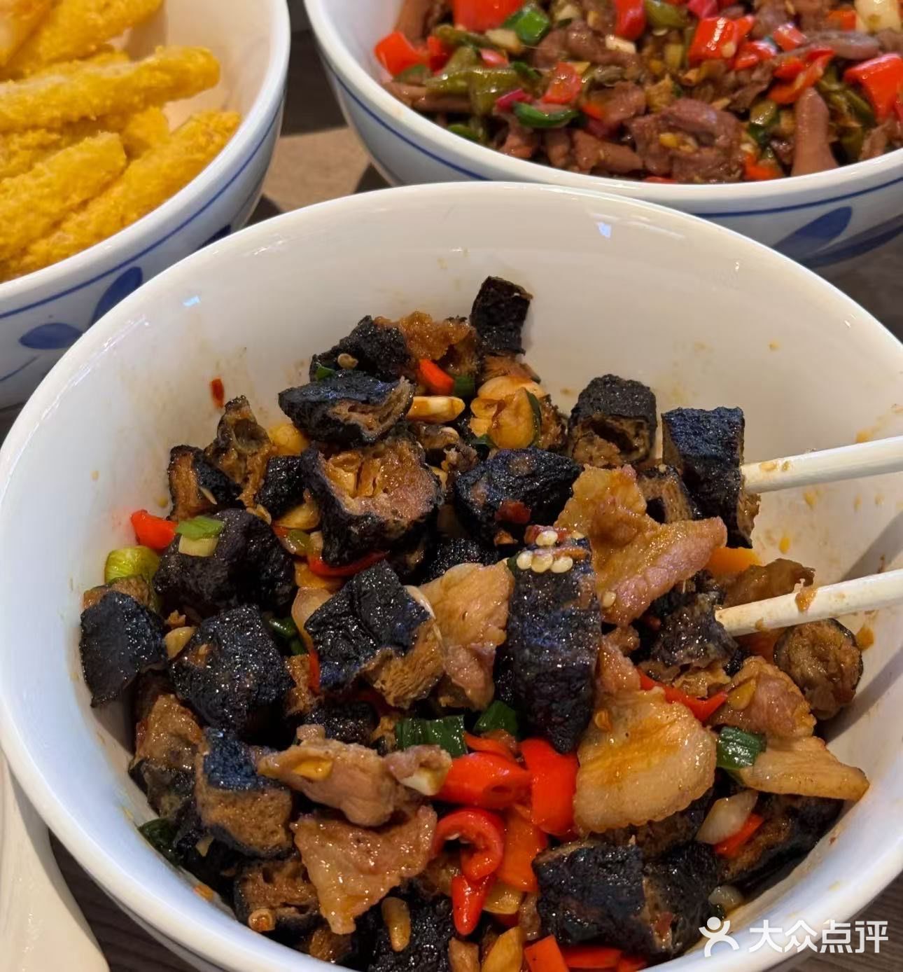 南京这家湘菜馆，直接震碎我的消费观🥹
