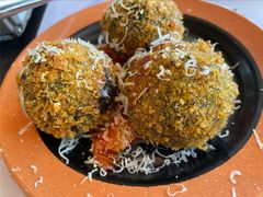 墨鱼芝士饭团-KCOOKING概念韩餐(世茂52+店)