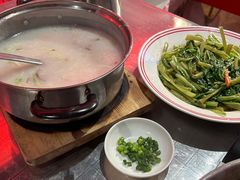 -明本湛江鸡•海鲜小厨(陈家祠店)
