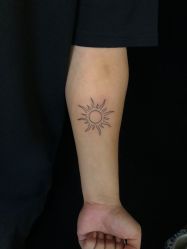 -越域刺青
