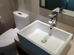 -悦季酒店(广州三元里地铁站店)