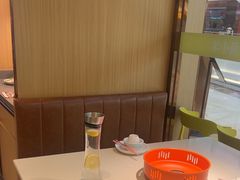 -小鱼小牛(世欧广场店)