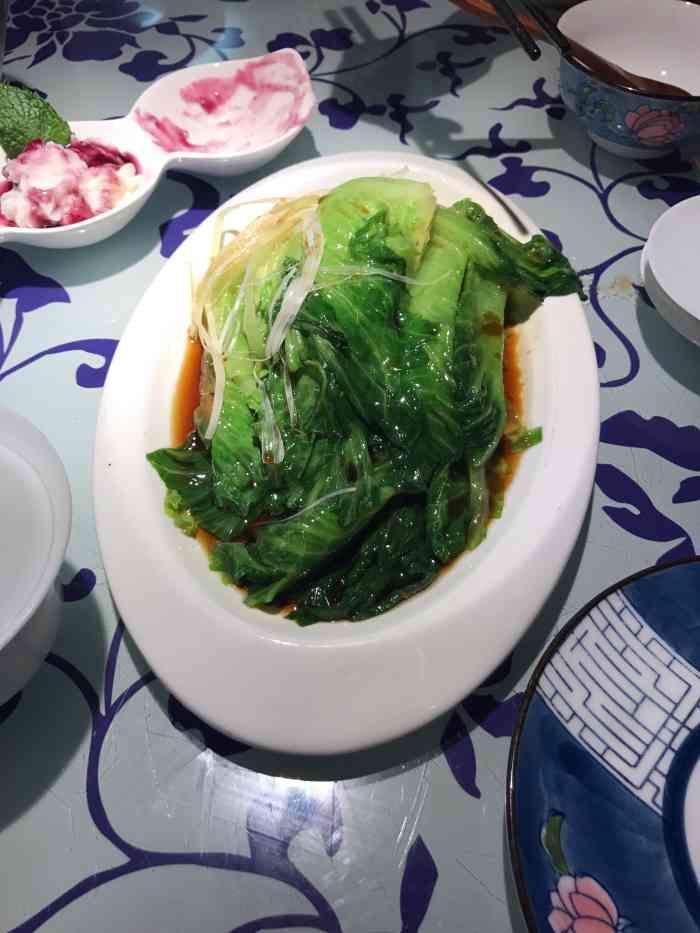 明湖小楼(和谐广场店)-"和谐5楼的餐厅旁边就是渔家灯火～ 装.