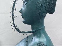 -李自健美术馆