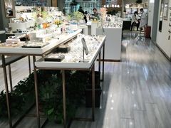 -宏宇眼镜蔡司依视路折扣店(兆佳眼镜城店)