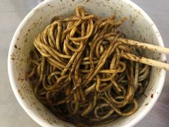 热干面-严氏严大姐特色小吃(利济北路店)