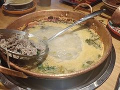 -洱火云南酸菜牛肉火锅(石景山当代商城店)