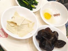 -桥香园过桥米线(国贸店)
