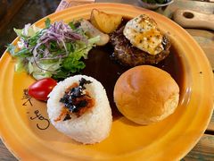 汉堡牛排-Cafe Alice咖啡爱丽丝(奥城店)