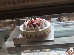 踏雪寻莓-BreadTalk面包新语·烘焙蛋糕(高德置地春广场店)