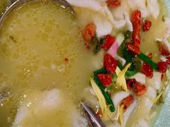 酸菜鱼-胡桃里音乐酒馆(海雅缤纷城店)