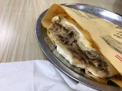 普通腊汁肉夹馍-樊记腊汁肉(竹笆市总店)