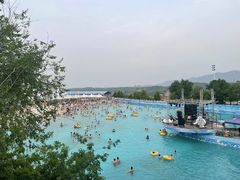-白鹿温泉加勒比水上乐园
