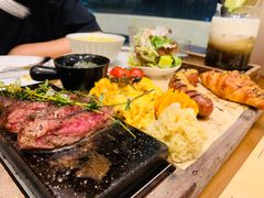 -Mark&Mars Restaurant