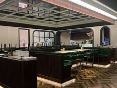 -静香HOUSE·全时段融合餐厅(七星欢乐颂店)
