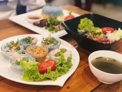 -蝶豆花蓝面条