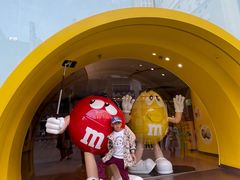 -m豆巧克力世界(上海世茂广场店)