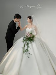 -雅云婚纱摄影工作室旗舰店