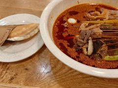-嘉州叶婆婆钵钵鸡(建设路店)