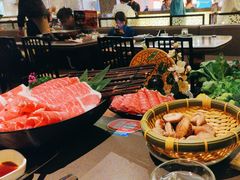 -捞王锅物料理(上海世茂广场店)