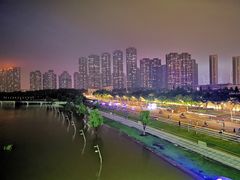 -南京眼步行桥