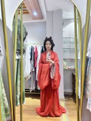 -彭彭的汉服体验馆(东湖林语店)
