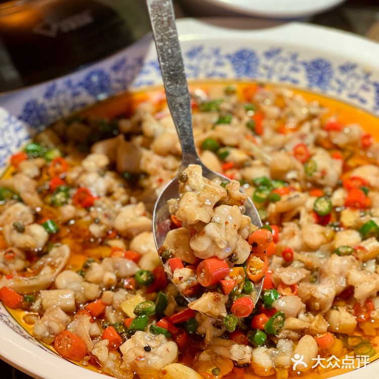 在深圳吃了2️⃣0️⃣多年的肥肠煲……好好吃！