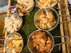 -一朵菌·野生菌探索家火锅(南亚店)