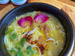 -桥香园过桥米线(国贸店)
