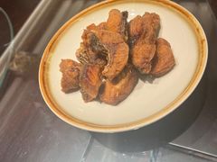 本帮熏鱼-梅龙镇酒家(南京西路总店)