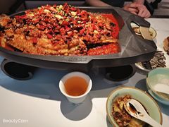 -江边城外烤全鱼(世茂广场店)