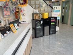 -半岛宠物医院24小时·内窥镜·牙科·碎石中心(府城大道店)