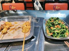 -马路牙子烧烤音乐酒馆(望京店)