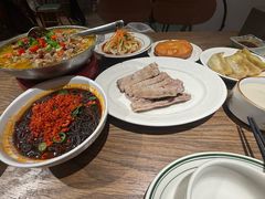 -贯贯吉·清真餐厅(浙江中路店)