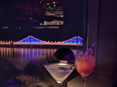 -大连君悦酒店 · VIVA(星海广场店)