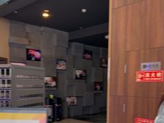 -卢米埃IMAX影城(温州万象城激光店)