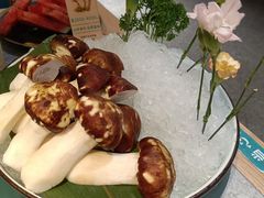 松茸菌-滇色蒸汽石锅鱼(京华城店)
