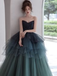 -艾米丽婚纱礼服