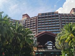 -三亚湾海居铂尔曼度假酒店